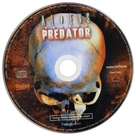 Cartridge artwork for Aliens Versus Predator on the Microsoft Windows.