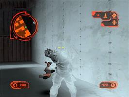 In game image of Predator: Concrete Jungle on the Microsoft Xbox.