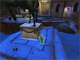 In game image of Voodoo Vince on the Microsoft Xbox.