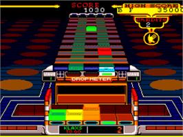 In game image of Klax on the NEC TurboGrafx-16.