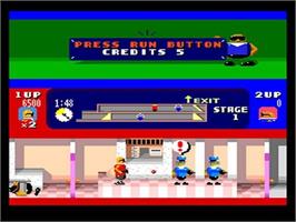 In game image of Bonanza Bros. on the NEC TurboGrafx CD.
