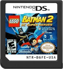 Cartridge artwork for Lego Batman 2 - Dc Super Heroes on the Nintendo DS.