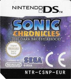 Top of cartridge artwork for Sonic Chronicles - La Confrérie Des Ténèbres on the Nintendo DS.