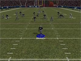 In game image of Madden Nfl 2003 on the Nintendo GameCube.