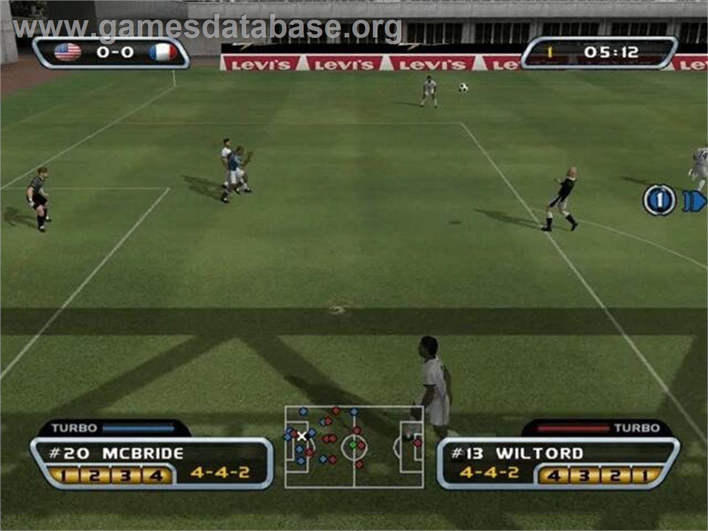 RedCard 20-03 - Nintendo GameCube - Artwork - In Game
