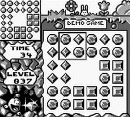 In game image of Brain Drain on the Nintendo Game Boy.