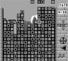 In game image of Breakthru! on the Nintendo Game Boy.