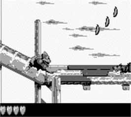 In game image of Donkey Kong Land 3 on the Nintendo Game Boy.