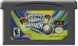 Cartridge artwork for Muppet Pinball Mayhem on the Nintendo Game Boy Advance.