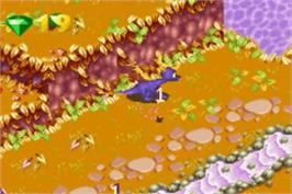 In game image of Crash And Spyro Super Pack Volume 1 on the Nintendo Game Boy Advance.