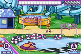 In game image of Polly Pocket ! Super Splash Island on the Nintendo Game Boy Advance.