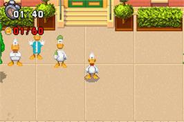 In game image of Sitting Ducks on the Nintendo Game Boy Advance.