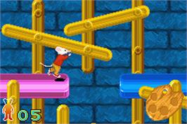 In game image of Stuart Little 2 on the Nintendo Game Boy Advance.