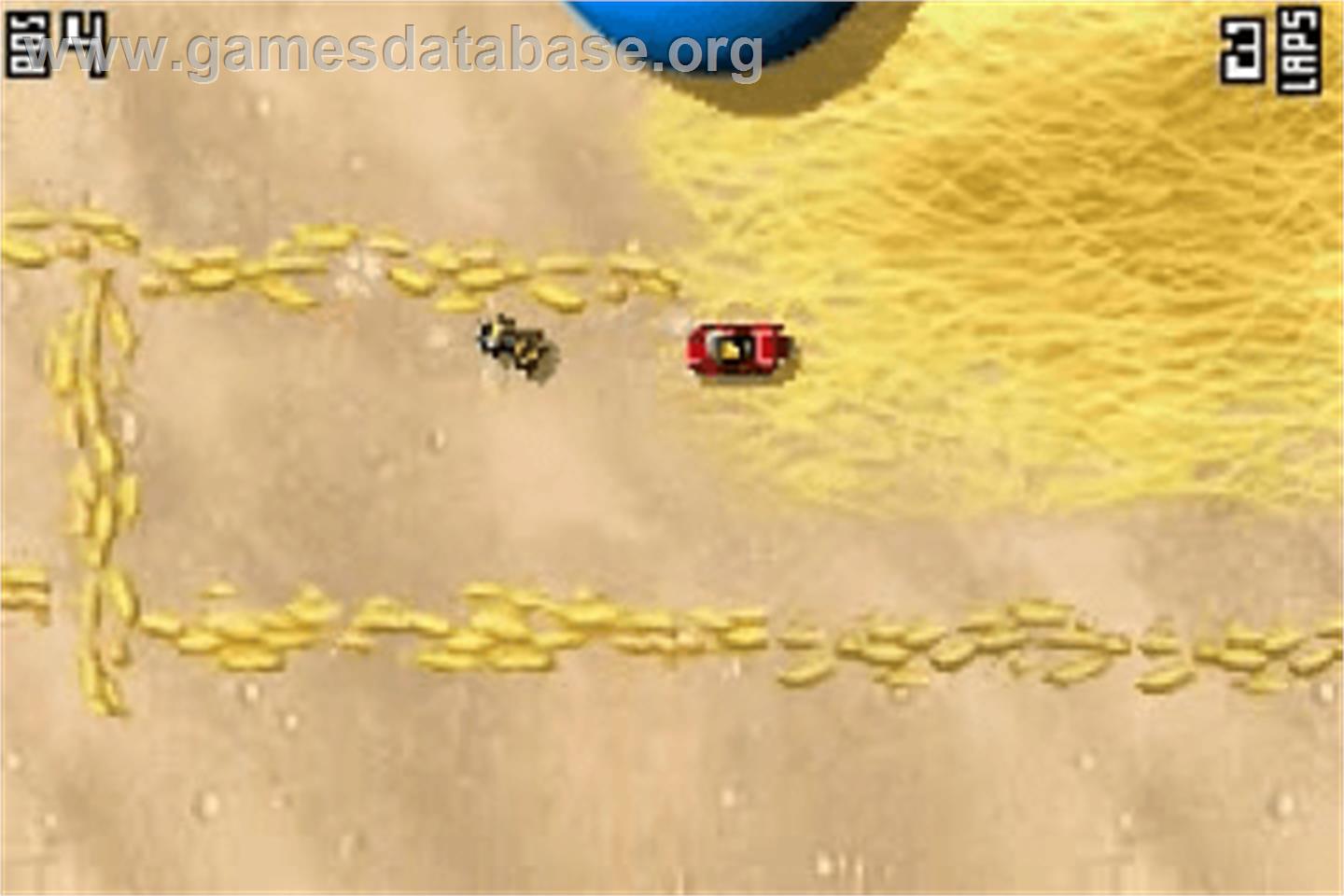 Micro Machines - Nintendo Game Boy Advance - Artwork - In Game