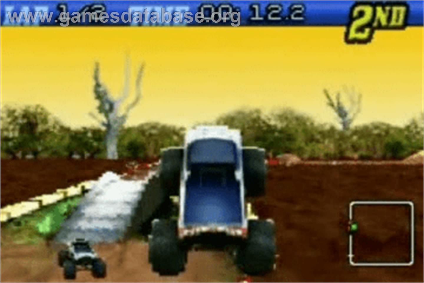 Monster Trucks - Nintendo Game Boy Advance - Artwork - In Game