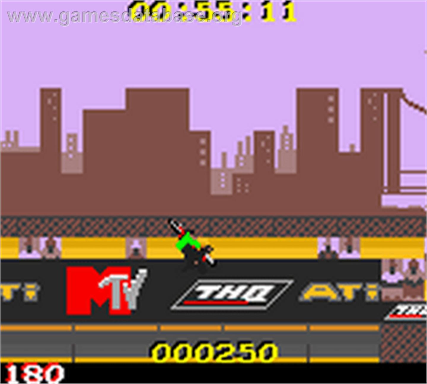 Mtv Sports - T.j. Lavin's Ultimate Bmx - Nintendo Game Boy Color - Artwork - In Game
