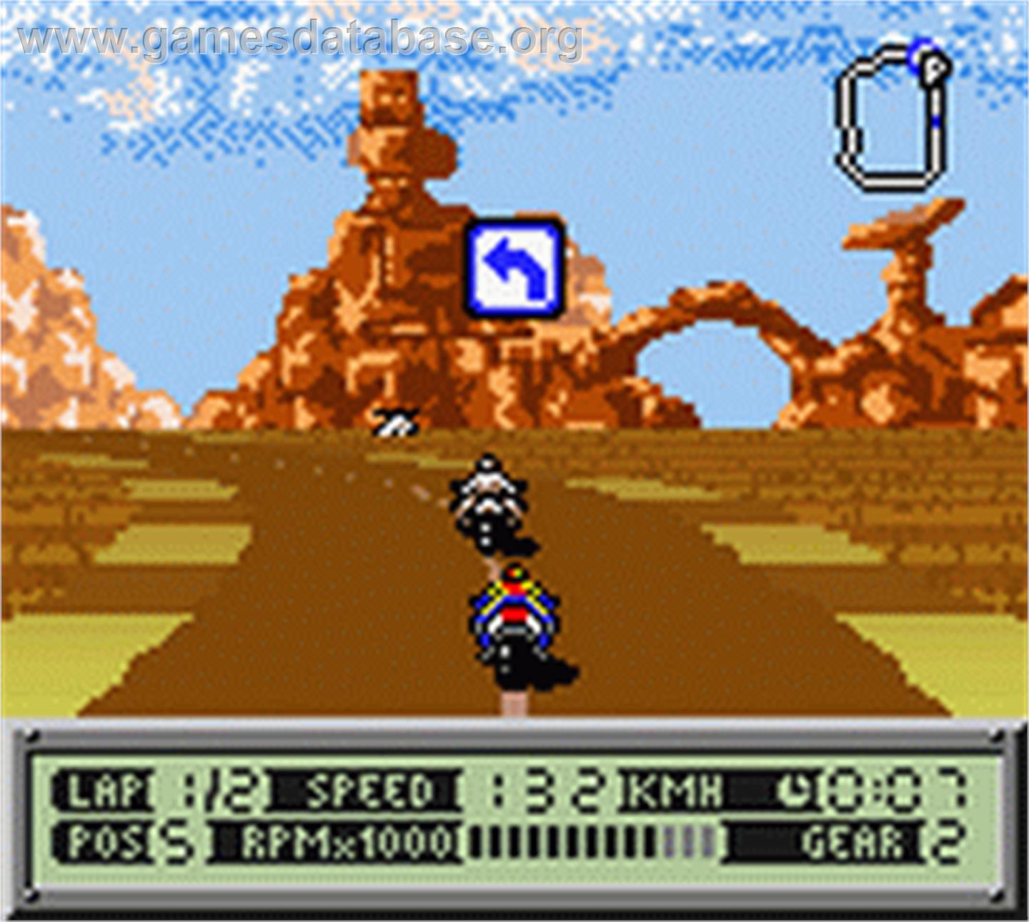 Suzuki Alstare Extreme Racing - Nintendo Game Boy Color - Artwork - In Game