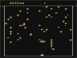 In game image of Centipede on the Nintendo NES.