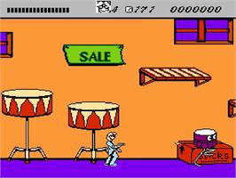 In game image of Wayne's World on the Nintendo NES.