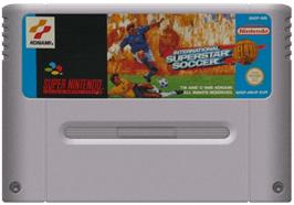 Cartridge artwork for International Superstar Soccer Deluxe on the Nintendo SNES.