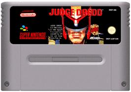 Cartridge artwork for Judge Dredd on the Nintendo SNES.