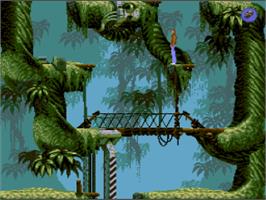 In game image of Flashback - The Quest For Identity on the Nintendo SNES.