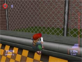 In game image of Freestyle Scooter on the Sega Dreamcast.
