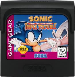 Cartridge artwork for Sonic The Hedgehog - Triple Trouble on the Sega Game Gear.