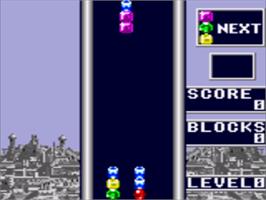 In game image of Columns on the Sega Game Gear.