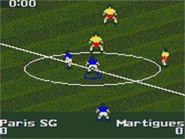 In game image of FIFA Soccer 96 on the Sega Game Gear.