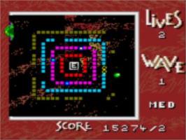 In game image of Off The Wall on the Sega Game Gear.