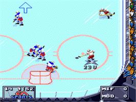 In game image of Nhl 95 on the Sega Genesis.