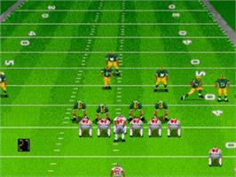 In game image of Madden NFL '98 on the Sega Nomad.