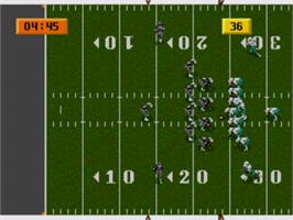 In game image of NFL Sports Talk Football '93 Starring Joe Montana on the Sega Nomad.