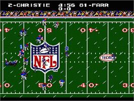 In game image of Tecmo Super Bowl on the Sega Nomad.