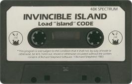 Cartridge artwork for Invincible Island on the Sinclair ZX Spectrum.