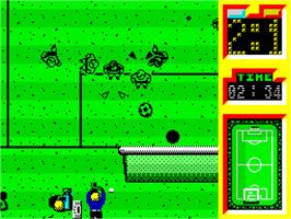 In game image of Emilio Butragueño Fútbol on the Sinclair ZX Spectrum.