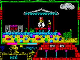 In game image of Pedro V Krajine Pyramid on the Sinclair ZX Spectrum.
