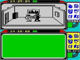 In game image of Spy Vs. Spy on the Sinclair ZX Spectrum.