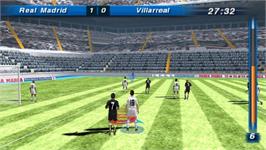 In game image of Real Madrid - The Game on the Sony PSP.