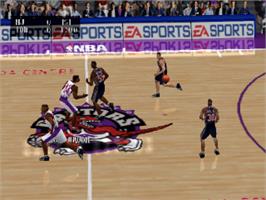 In game image of NBA Live 2003 on the Sony Playstation.
