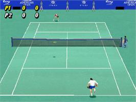 In game image of Roland Garros French Open 2001 on the Sony Playstation.