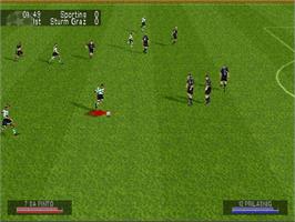 In game image of Uefa Champions League Season 2000-2001 on the Sony Playstation.