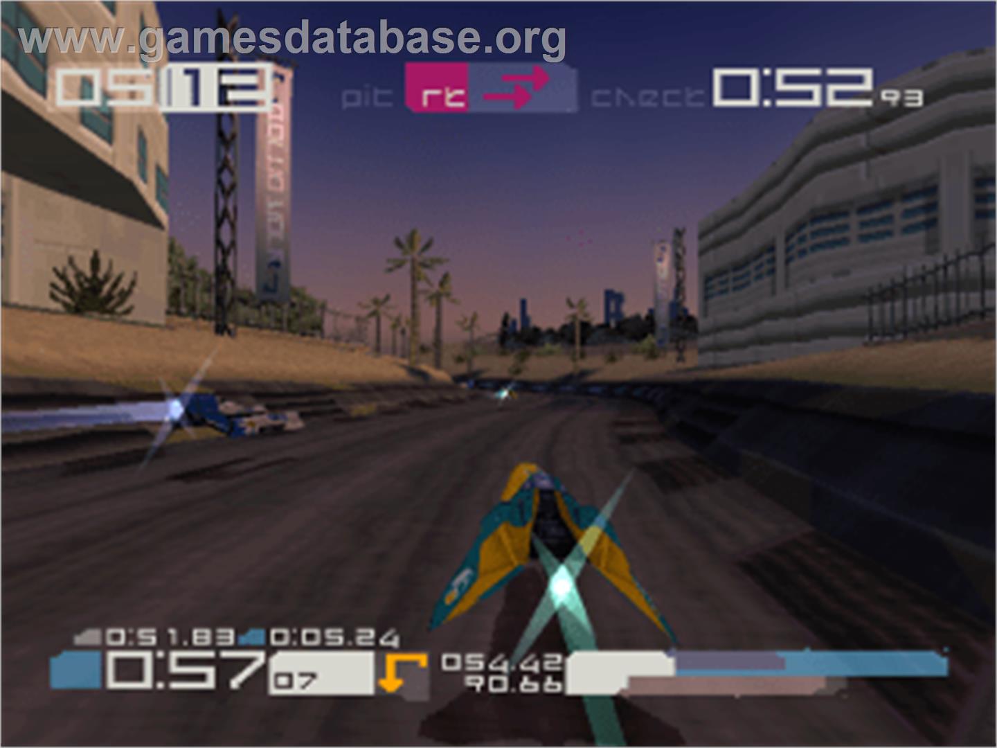 Wipeout 3 / Destruction Derby 2 - Sony Playstation - Artwork - In Game
