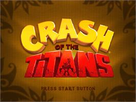 Title screen of Crash Of The Titans on the Sony Playstation 2.